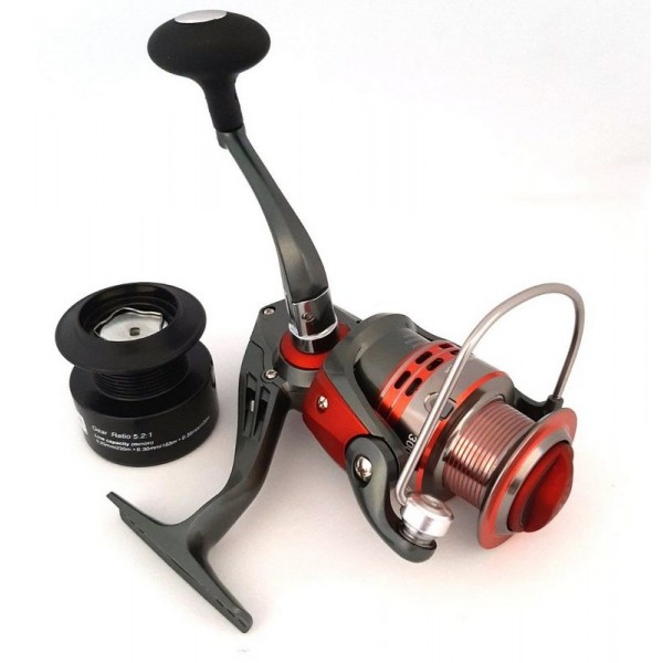 Катушка BratFishing, SHAR PEI 3000 FD, 3+1 подш. Катушка BratFishing, SHAR PEI 3000 FD, 3+1 подш.