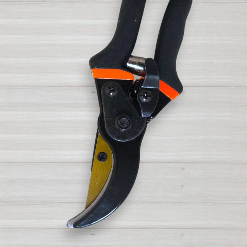 Секатор садовий YI KUN SK-5, довжина 21,5см